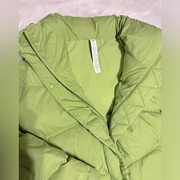 NWT Lululemon Long Oversized Down Jacket / wasabi / M/L - Picture 10 of 14